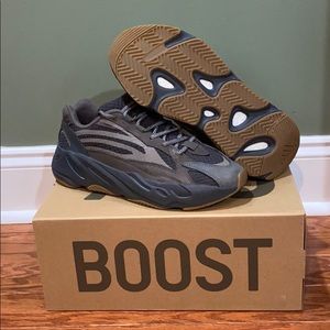 Yeezy 700 V2 Geode